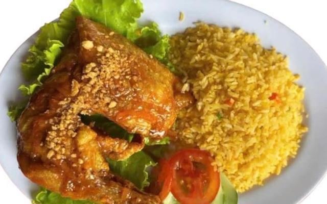 Cơm Gà Xối Mỡ - Huỳnh Gia Ký - Linh Đông
