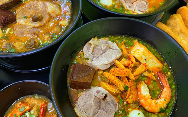 Bánh Canh Cua Cô Dần - 179A Ngô Thị Thu Minh