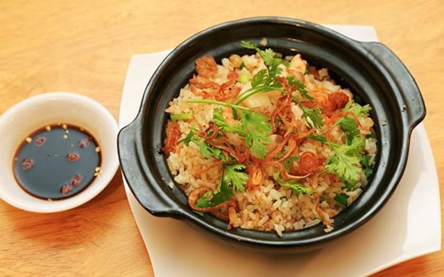 Quán Tứ Cẩm - Mì Xào & Cơm Chiên Dương Châu - Gò Xoài