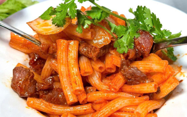 2 Chị Em - Nui Xào Bò Ngon - Hoàng Xuân Nhị