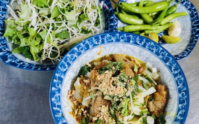 Mỳ Quảng Bà Xuân - 77 Hà Huy Tập