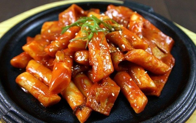 Tokki Tân Sơn Nhì - Gà Rán, Mỳ Cay & Tokbokki