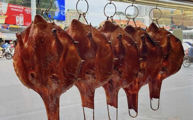 Vịt Quay Da Giòn Mũi Tàu - Lê Văn Khương