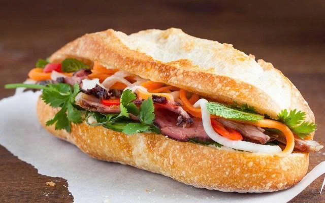 Heo Quay Chợ Cây Dừa - Bánh Mì & Bánh Hỏi Heo Quay