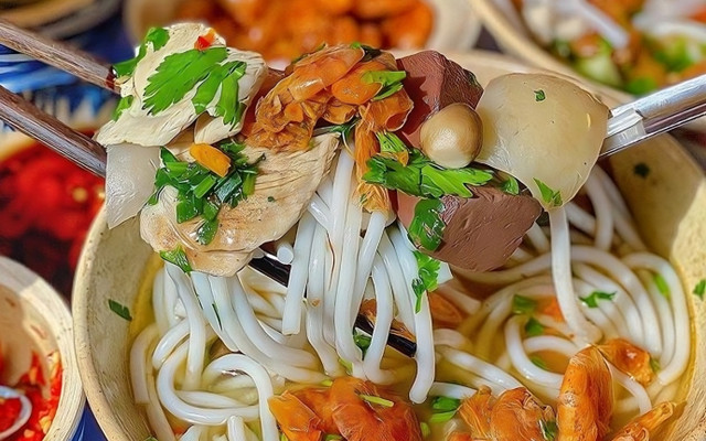 Bánh Canh Châu Đốc