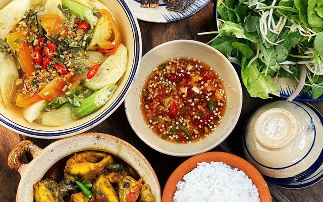 Cát Cát - Phở, Hủ Tiếu Nam Vang & Cơm Mẹt