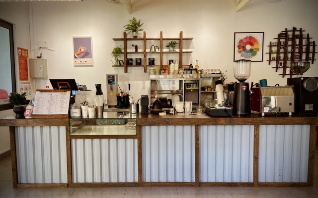 Can.Cafe - Cà Phê Đặc Sản Rang Mộc - 179B Hồ Sen