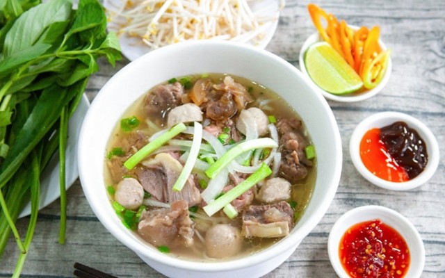 Phở Hằng - 331 Vườn Lài