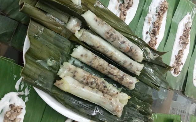 Trang Long - Bánh Bột Lọc, Bánh Răng Bừa & Chả Phòng - 60 Trương Huy Dực
