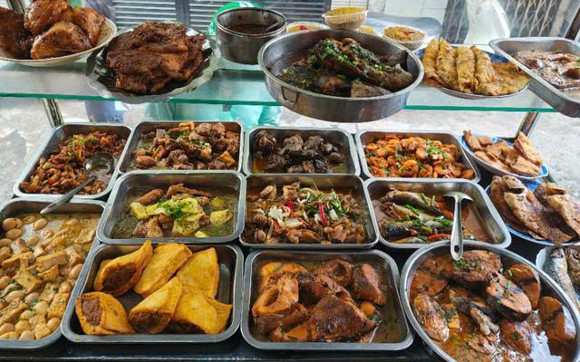 Vịt Quay Da Giòn Và Cơm Phần - Vĩnh Phú 38