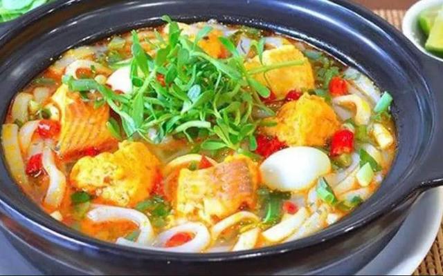 Bánh Canh Cá Lóc Thố Đất 1994 - 82 Hoàng Diệu