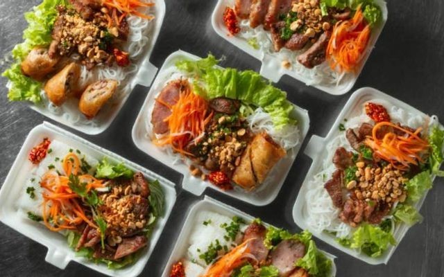 Bún Thịt Nướng - Nhà Bà Nữ