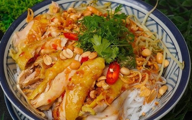 Phở Gà - N2D Hoàng Minh Giám