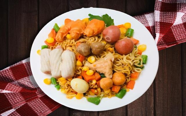 TŨN TĨN - Mì Trộn Indomie & More