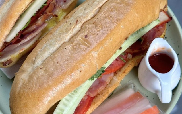 Tiệm Chloé - 76 Đồng Tum