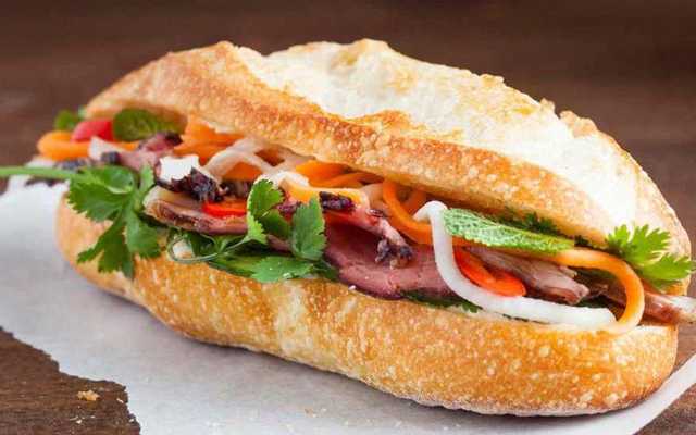 BÁNH MÌ SÀI GÒN DUY TÂN - 114 Tống Duy Tân