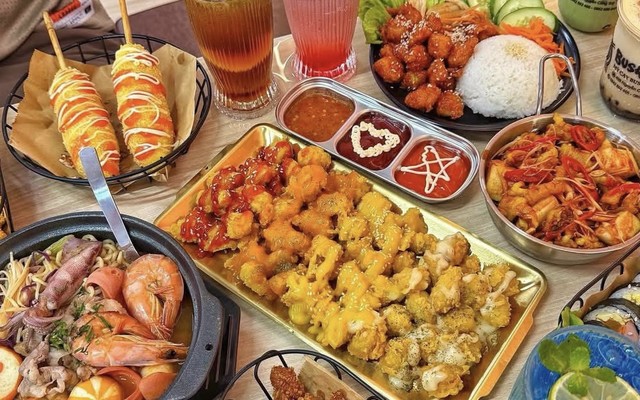 Ăn Vặt LêNa - 393 Giếng Đáy