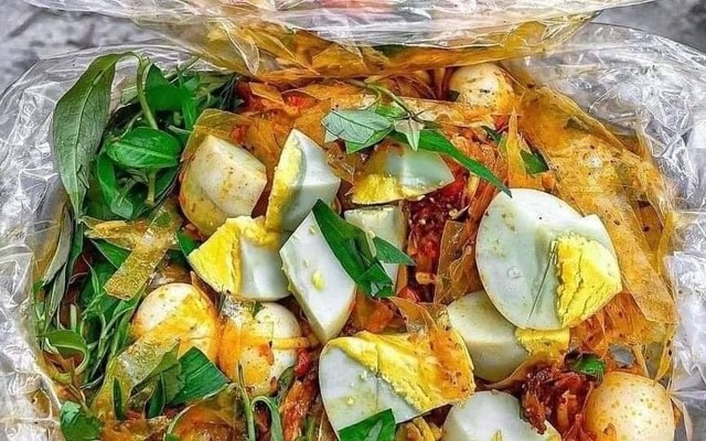 Bánh Tráng & Chân Gà Sốt Thái - Nhà Thảo - Đinh Đức Thiện