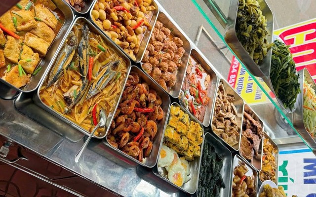 Cơm Món - 121 Thành Thái