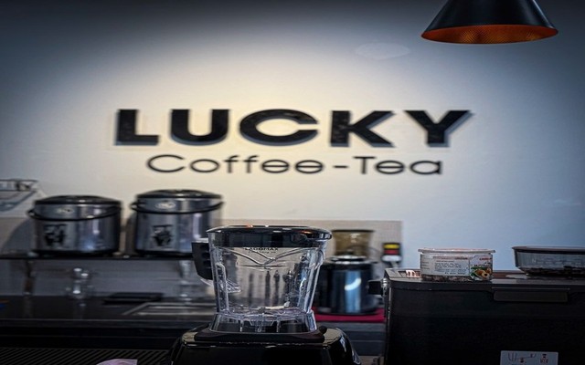 Lucky Coffee & Tea - Nguyễn Văn Linh