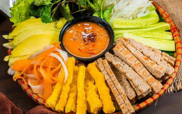 Clin Food - Nem Nướng Nha Trang - Đống Đa