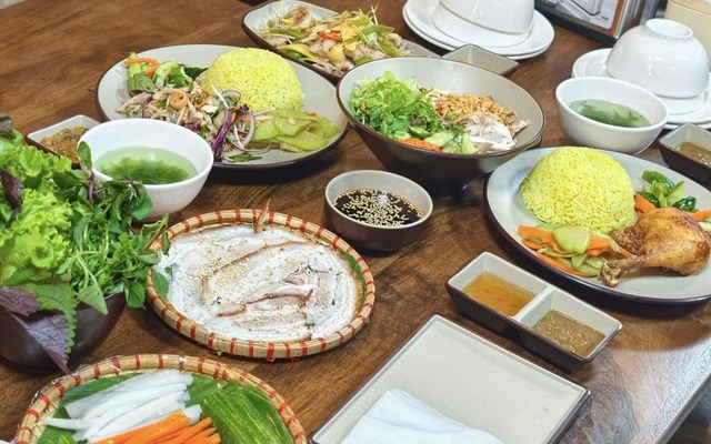 Quán Mót - 42 Nguyễn Tri Phương