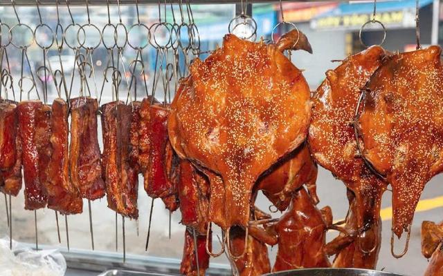 Thiên Phú - Vịt Quay & Heo Quay Da Giòn - 244 Nguyễn Chí Thanh