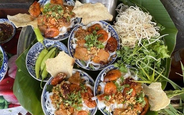 Mì Quảng Phú Chiêm - 45 Cao Lỗ