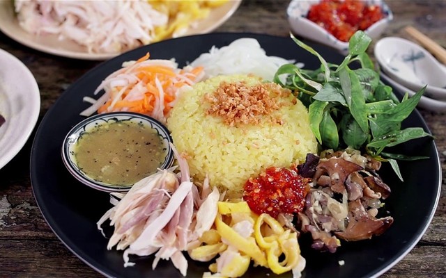 Cơm Gà Hội An A Bom - Nhật Lệ