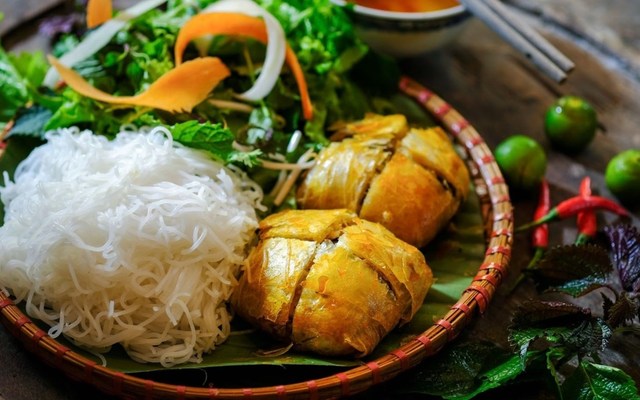 Cà Phê Cốt Dừa, Dừa Dầm & Trà Cúc - Siêu Ngon Cô Hoa - Lán Bè