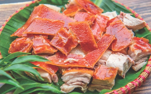 Lợn Quay A Lý - 275 Đội Cấn