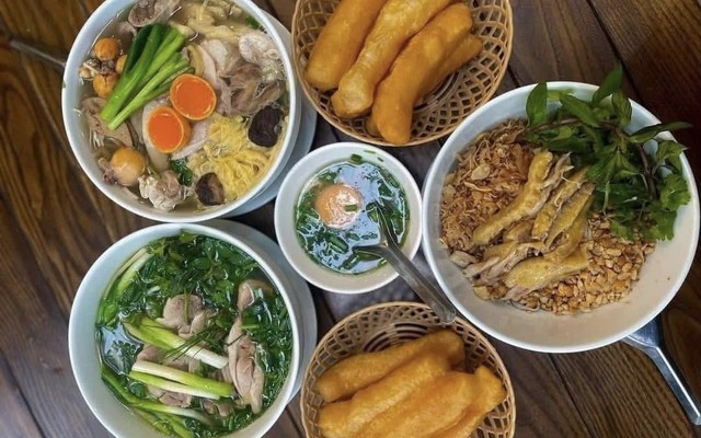 Bún Bò Huế - Phở Bò MÂY