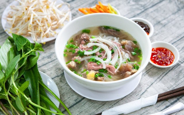 SV Nghèo - Phở, Cơm Chiên & Bò Né