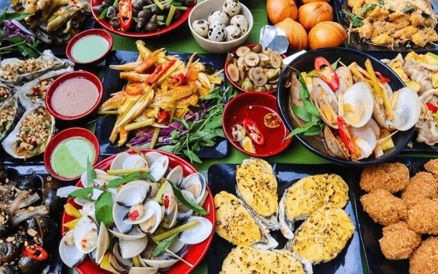 Ốc Ngon 79 - Cầu Săn Máu