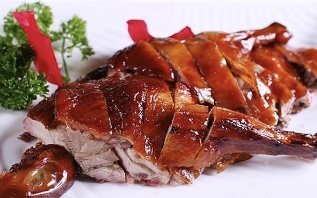 Gà Nướng & Vịt Quay Da Giòn - Phú Chánh