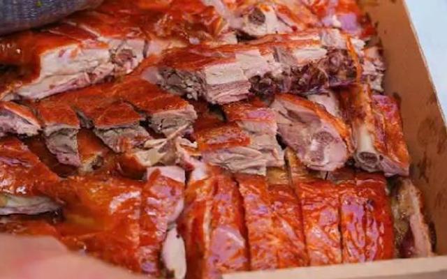 Thiên Phú - Vịt Quay & Heo Quay Da Giòn - 96 Tôn Đản