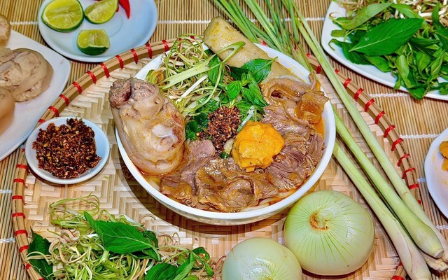 Bún Bò Cô Ba Cà Mau - Bún Bò - Tân Phú