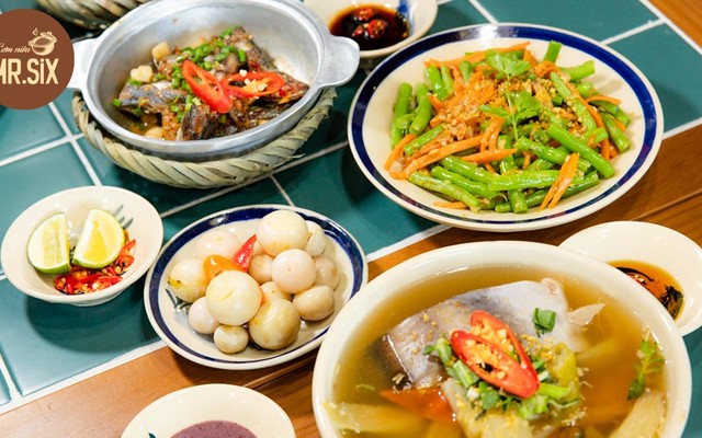 Cơm Niêu Mr. Six