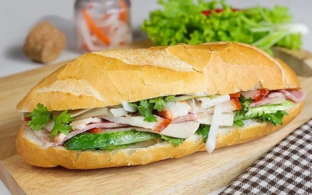 Bánh Mì Sài Gòn - 276 Phúc Tân