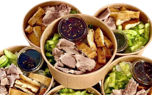 Tiệm Chị Đẹp - Bún Nước Tương & Nước Sâm - Vinhomes Grand Park