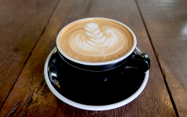 Chạm Cà Phê - 20 Lê Lợi