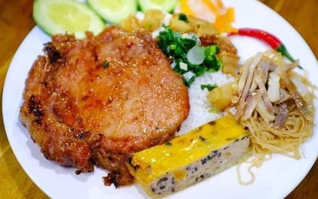 Cơm Chiên A Quý - 67 Phùng Lưu