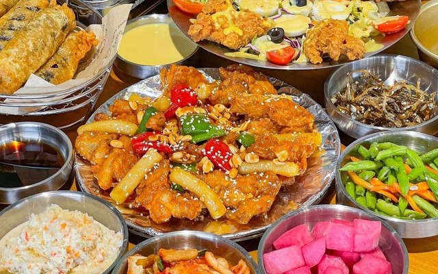 Chicken Talk - 122 Tôn Đức Thắng