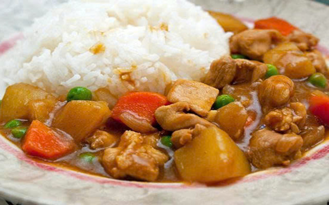 Cơm Cà Ri Chị Viên - Đường Số 6