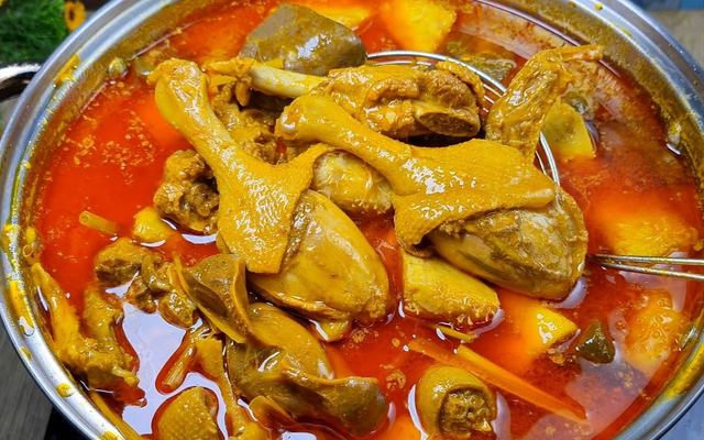 BẾP BÀ NĂM - KDC Phong Phú