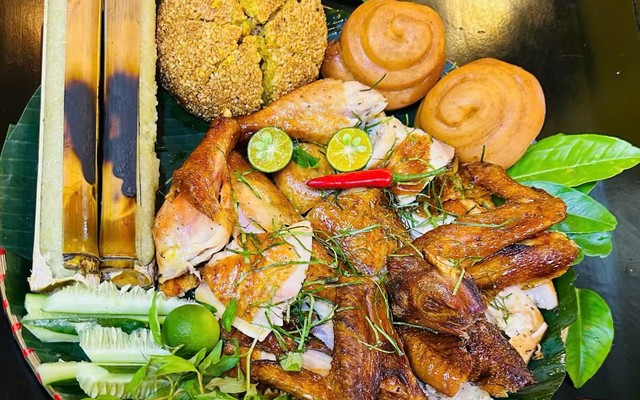 Gà Nướng Lu 3 Ngon - 3 Lý Nam Đế