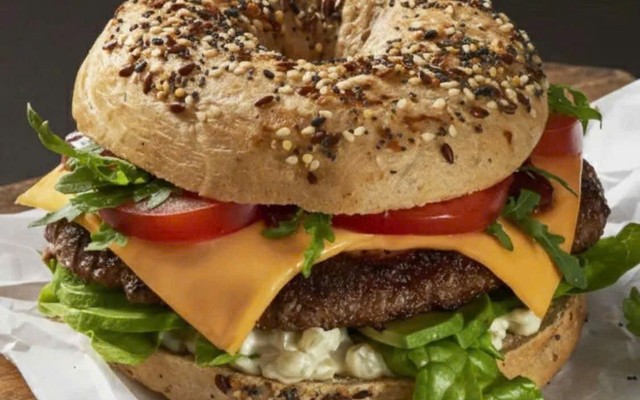 Bagel Bar & Grill - 165 Đường 23/10