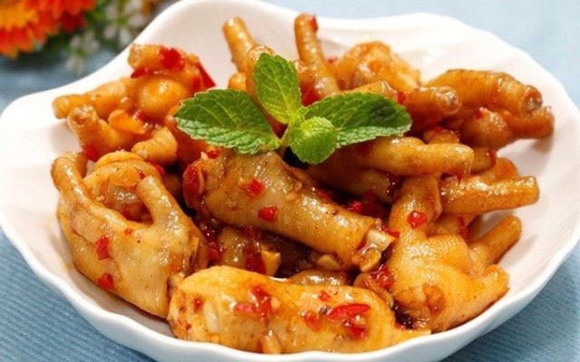 Bếp Cô Tư - Chân Gà Sốt Thái - Thích Quảng Đức