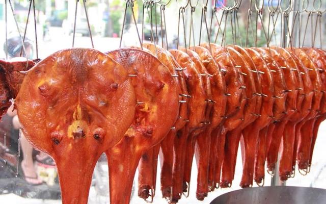 Vịt Quay Giòn Da A Xìn