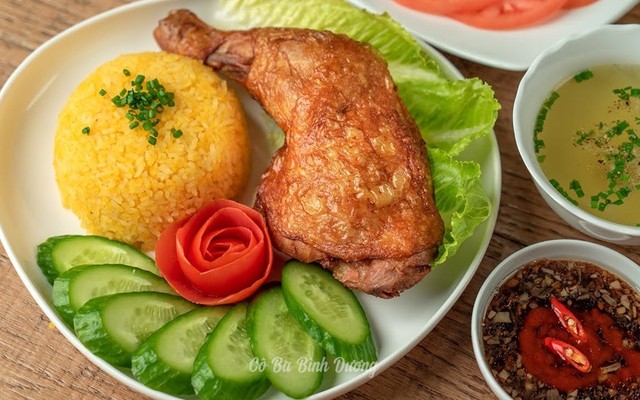 Cơm Chiên Gà Xối Mỡ 102 - Ngự Bình